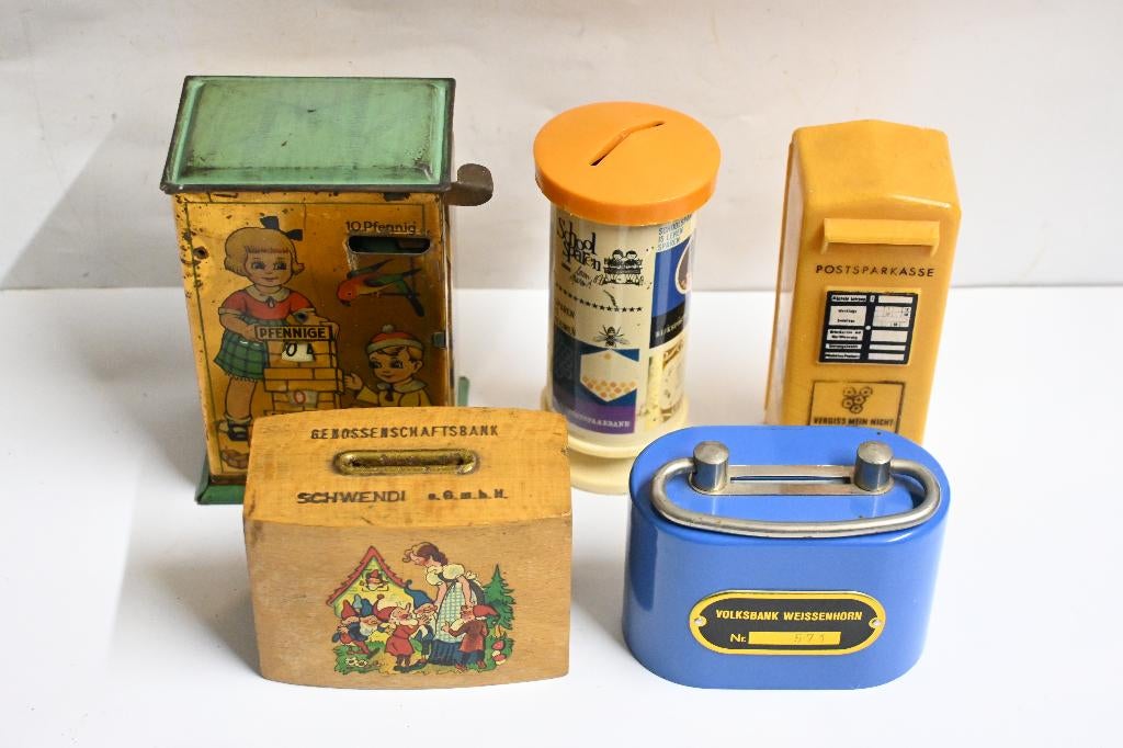 5 vintage spaarpot duitsland blikken speelgoed sprookje post, Verzamelen, Spaarpotten, Ophalen of Verzenden, Gebruikt, Overige materialen