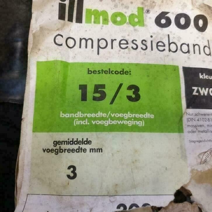 AANTAL ROLLEN DIKKE  COMPRESSIEBAND MAVOTEX 600 VOOR AFDICHT, Kunststof, Deurkozijn, Nieuw, Ophalen