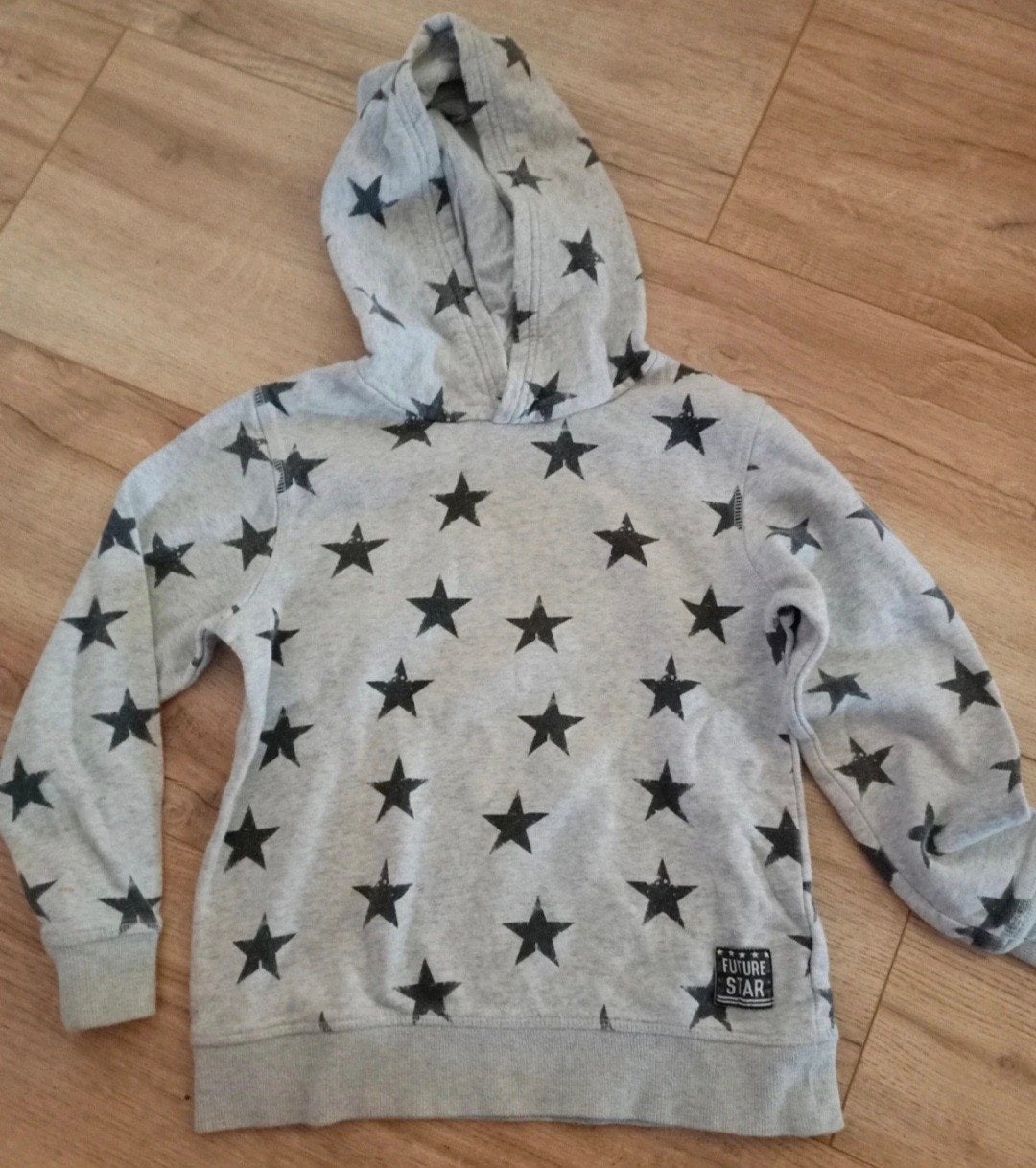 H&M Hoodie met sterrenprint - Maat 122/128 (6-8 jaar), Kinderen en Baby's, Gebruikt, Jongen of Meisje, Trui of Vest, H&M