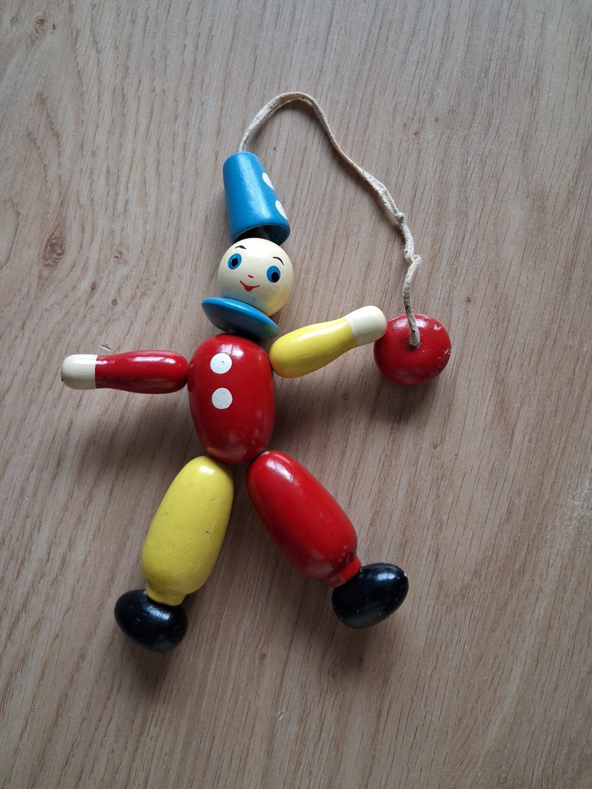 Vintage houten trekpop speelgoed - Kleurrijke clown, Ophalen of Verzenden, Gebruikt, Duw- of Trekspeelgoed