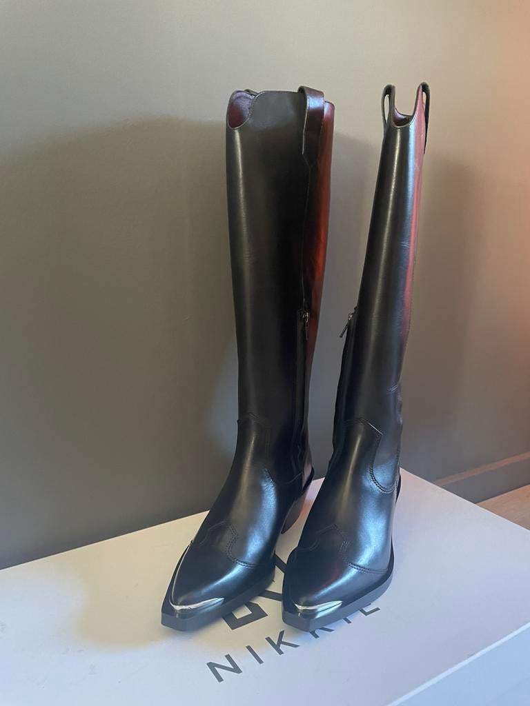 Nikkie Laarzen NIEUW zwart, maat 36, echt leder, Kleding | Dames, Schoenen, Ophalen, Hoge laarzen, Zwart, Nieuw