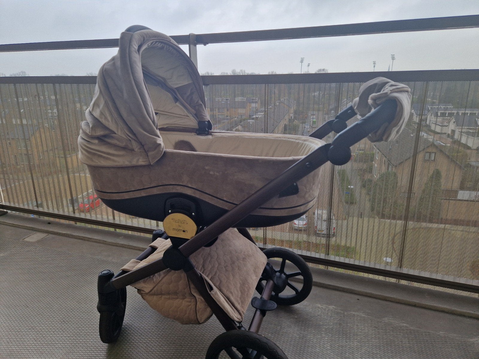 kinderwagen van Nanan velvet champagne kleur, Kinderen en Baby's, Kinderwagens en Combinaties, Ophalen, Zo goed als nieuw, Overige merken