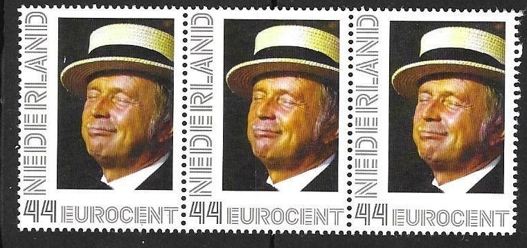 Strip van 3 persoonlijke zegels, Toon Hermans 2, postfris, Ophalen of Verzenden, Postfris