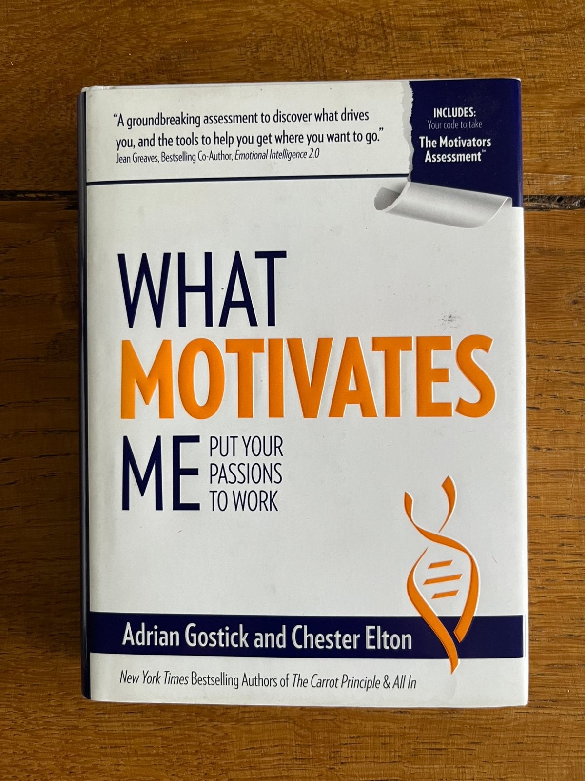 What Motivates Me - Adrian Gostick (Engels, hardcover), Ophalen of Verzenden, Gelezen