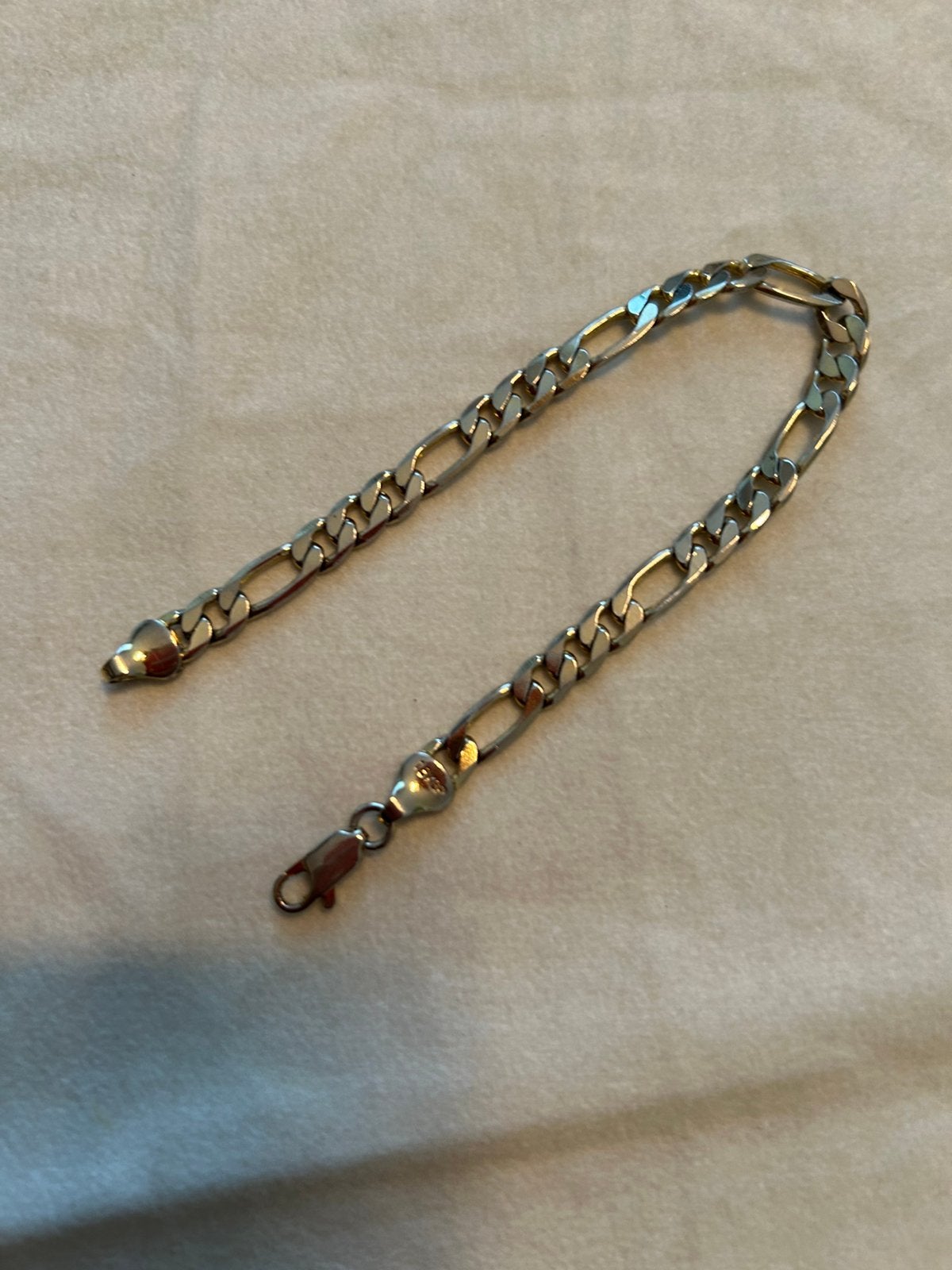 Goudkleurige armband, Verzenden, Zo goed als nieuw