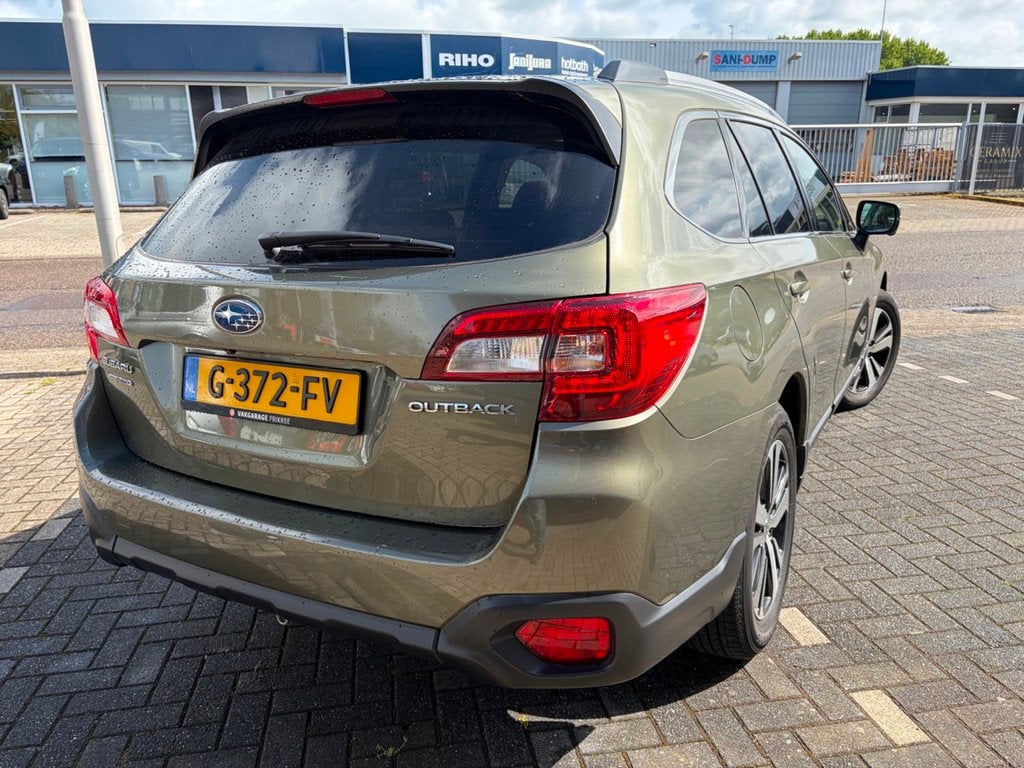 Subaru Outback 2.5i Premium aut. apple carplay android, Automaat, Gebruikt, Euro 6, 4 cilinders