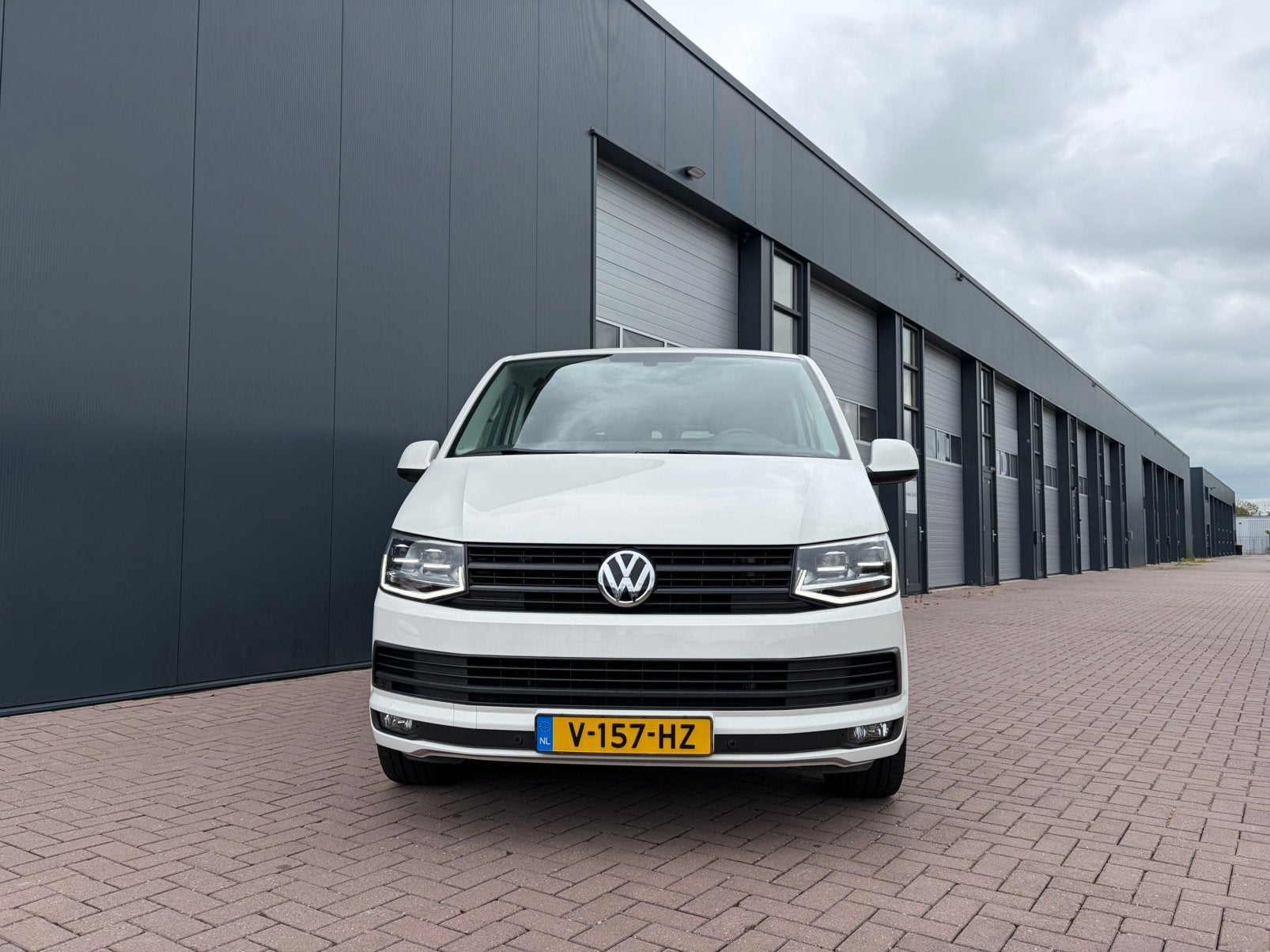 Volkswagen Transporter 2.0 TDI 84KW 2017, Voorwielaandrijving, Stof, 4 cilinders, Wit