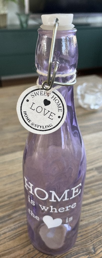 Leuke fles 'Home is where the hart is', Ophalen of Verzenden, Zo goed als nieuw, Paars, Glas