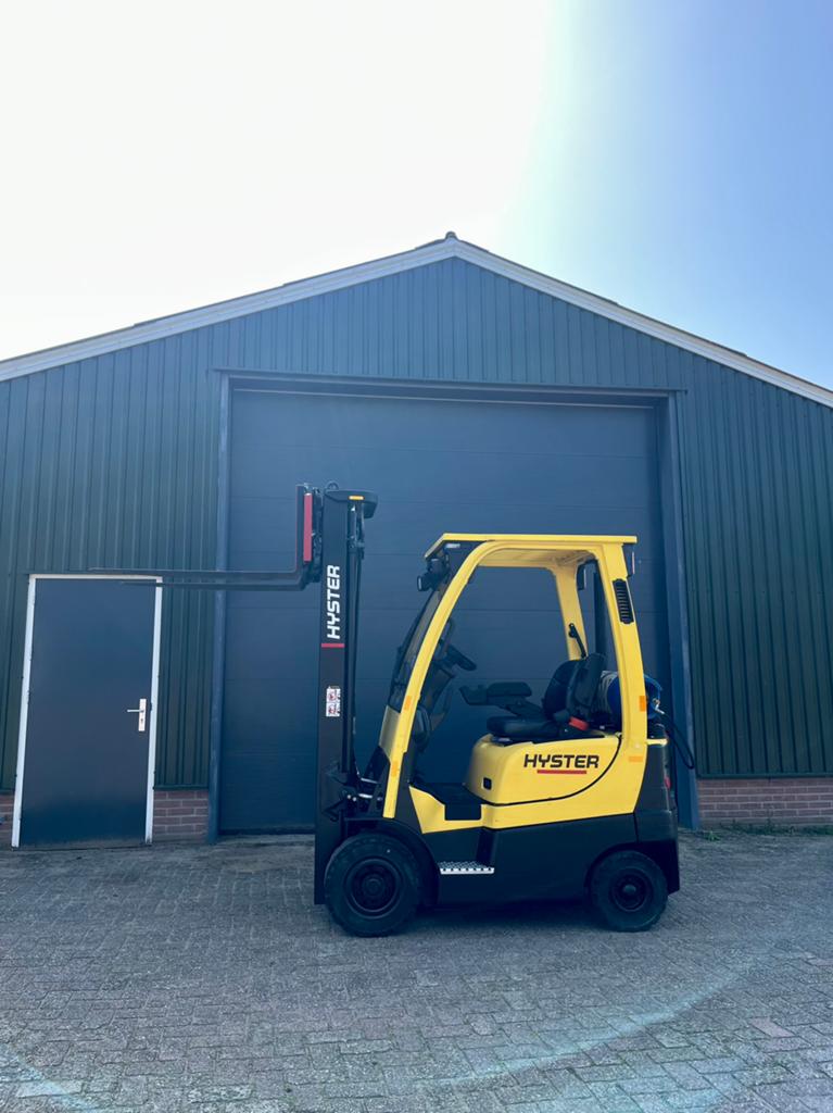 Hyster H1.6 FT - LPG - side shift - free lift - TOP !!, Zakelijke goederen, Machines en Bouw | Heftrucks en Intern transport, Hyster