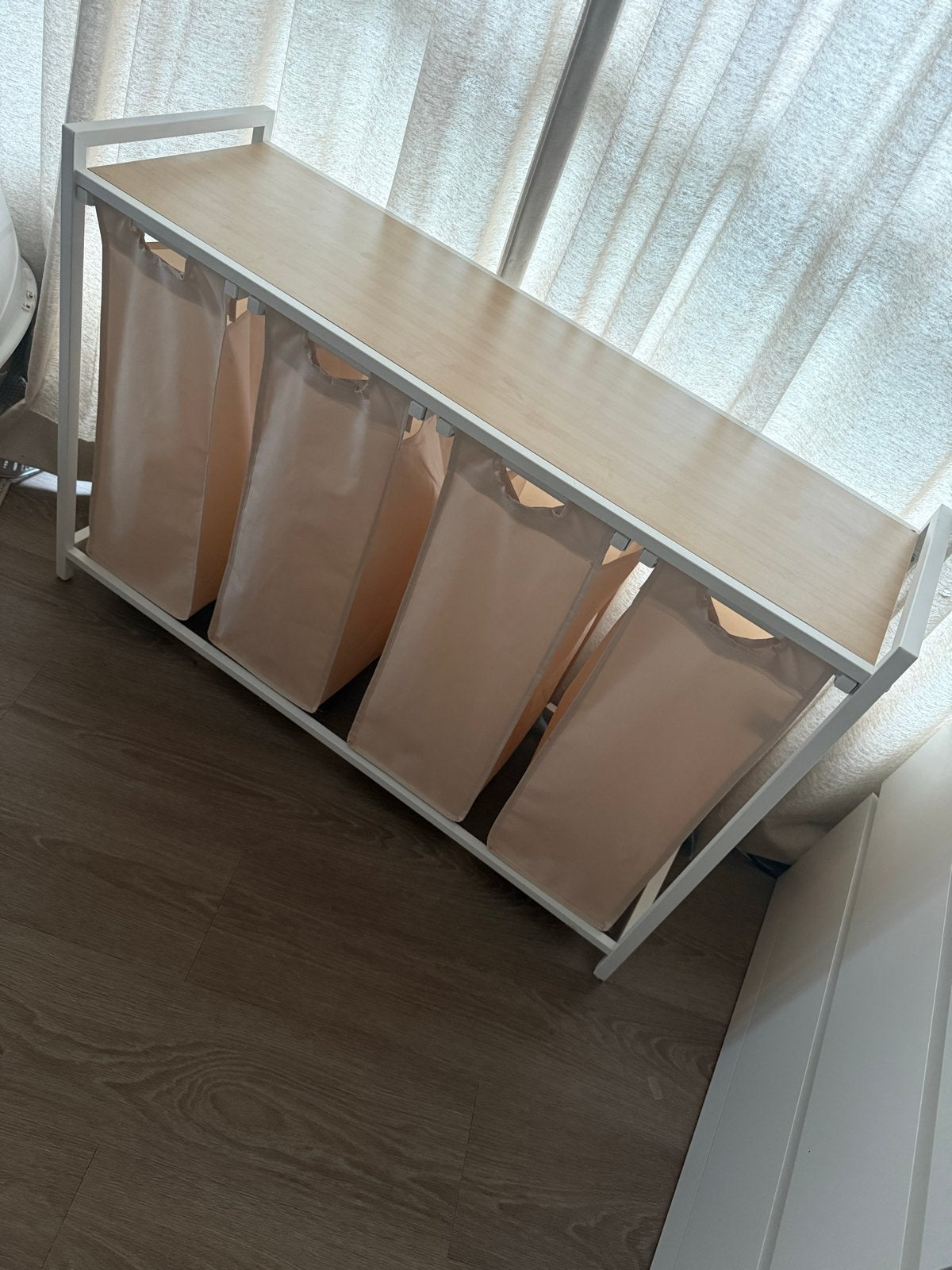 Wasmand met 4 vakken beige met wit, Ophalen, Zo goed als nieuw