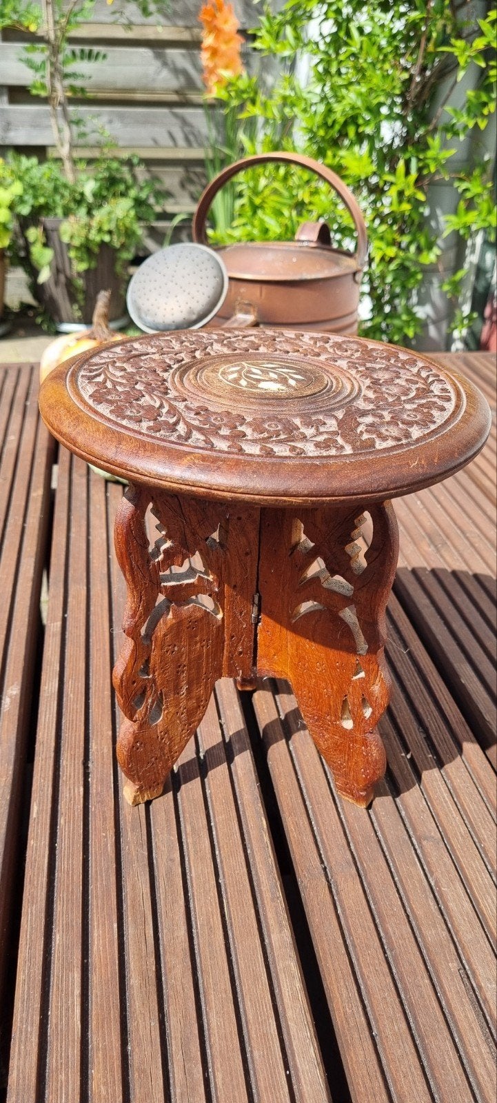 Decoratief Chinees mini tafeltje, houtsnijwerk, 25x22 cm, Ophalen of Verzenden