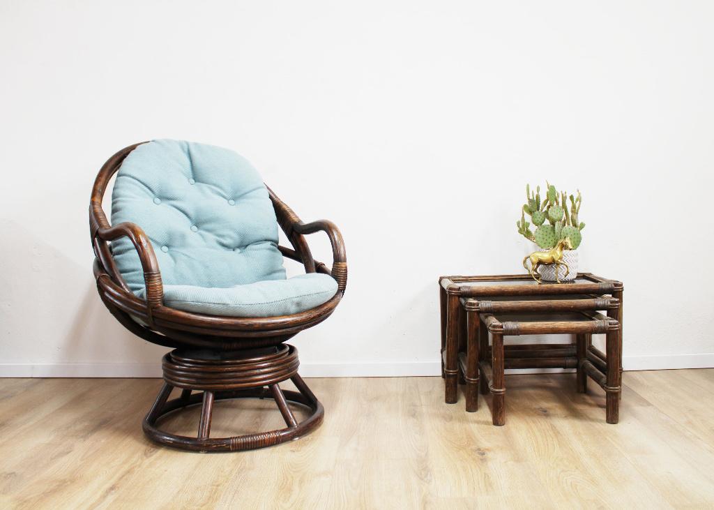 Rotan vintage draaistoel met kussen. Retro Manou fauteuil, Huis en Inrichting, Fauteuils, Ophalen, Retro, vintage, manou, seventies, rotan, eclectisch