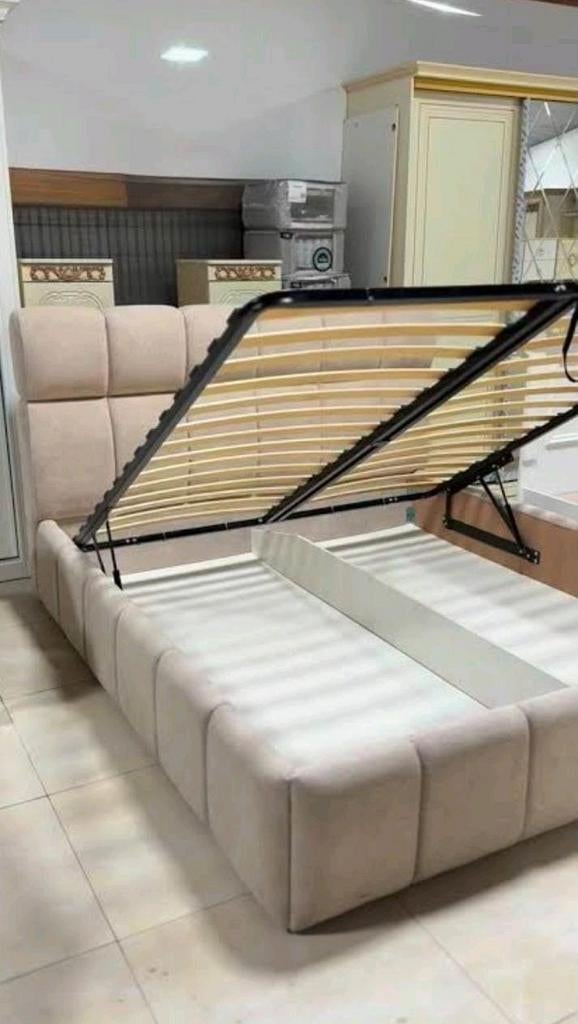 Nieuw bed met matras 
 Met thuisbezorging mogelijk, Verzenden, Nieuw