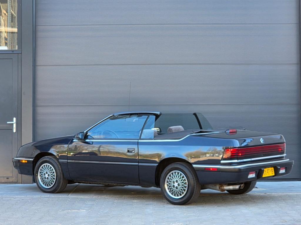 Chrysler Le-Baron 3.0i V6 Convertible topstaat apk 03-2028!, Auto's, Automaat, Cabriolet, Blauw, Bedrijf