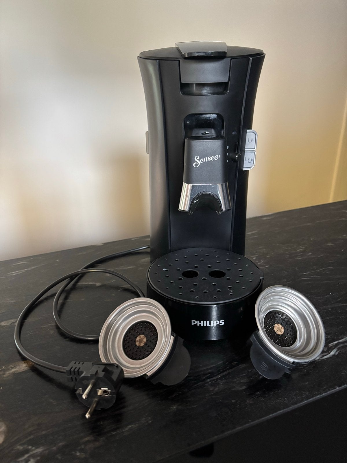 Philips Senseo Select CSA230/60 Zwart - Zo goed als nieuw, Verzenden, Koffiemachine, Zo goed als nieuw, 2 tot 4 kopjes