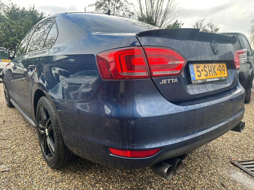 Volkswagen Jetta 1.4 TSI Hybrid Highline DSG Vervangen Sfeer, Stof, Gebruikt, 4 cilinders, 150 pk