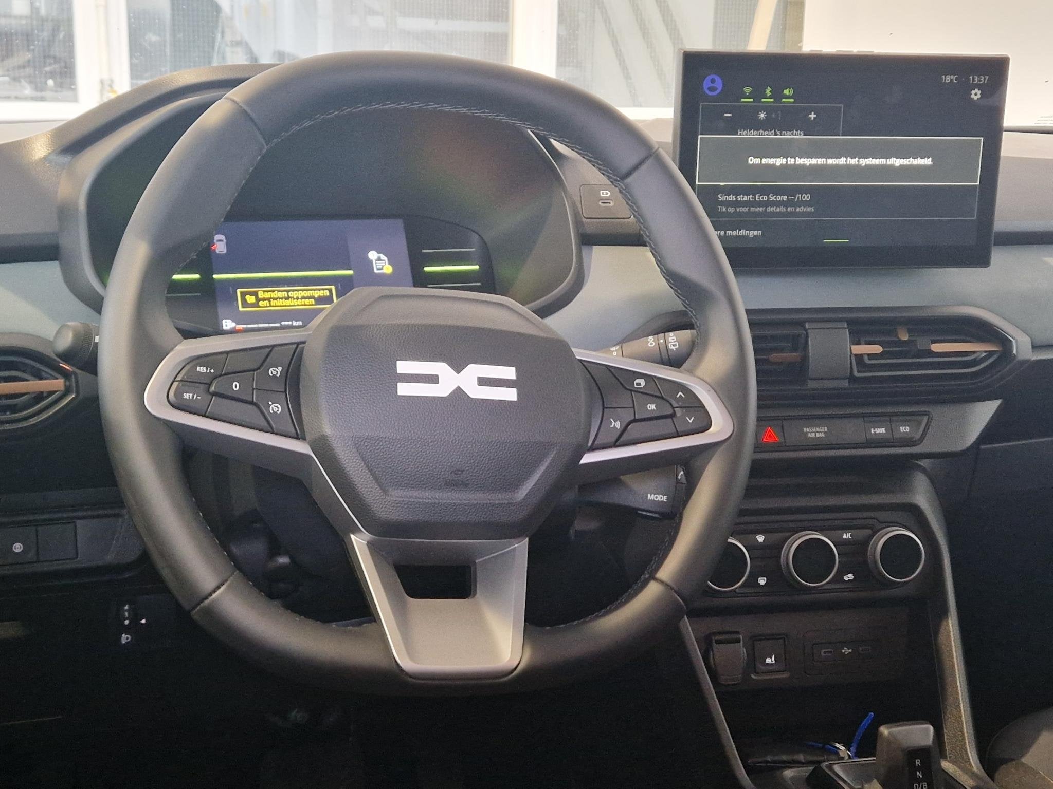 Dacia Jogger 1.8 hybrid 155 limited edition 7p. | NAVIGATIE, Auto's, Origineel Nederlands, Bedrijf, Hybride Elektrisch/Benzine