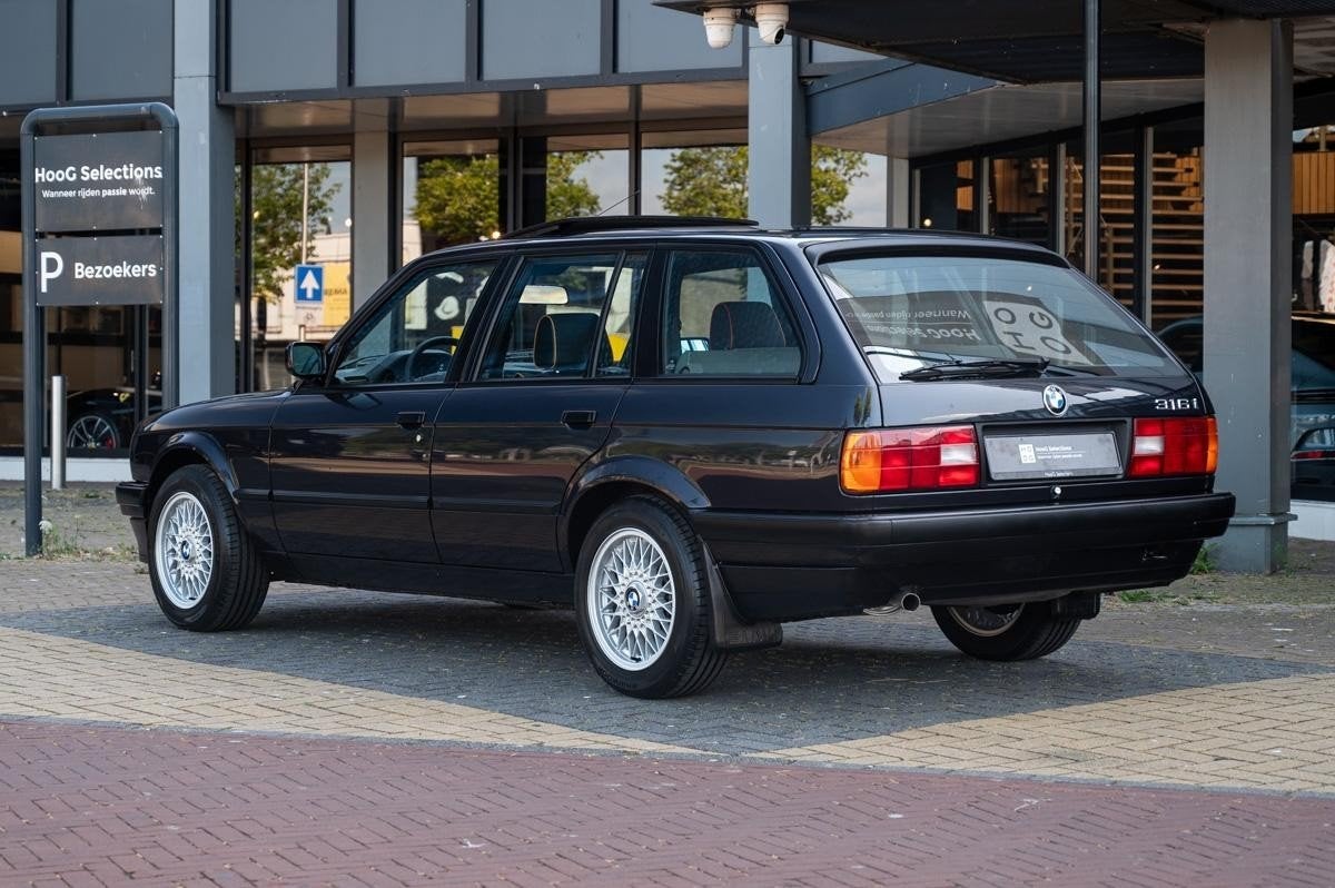BMW 3-serie 316i Touring E30 (bj 1994), 1596 cc, Stof, Zwart, Zwart