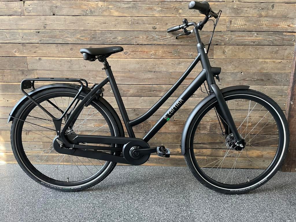 Cortina  Tide Jet Black  D 57, Fietsen en Brommers, 56 cm of meer, Trommelrem, Ophalen, Overige merken