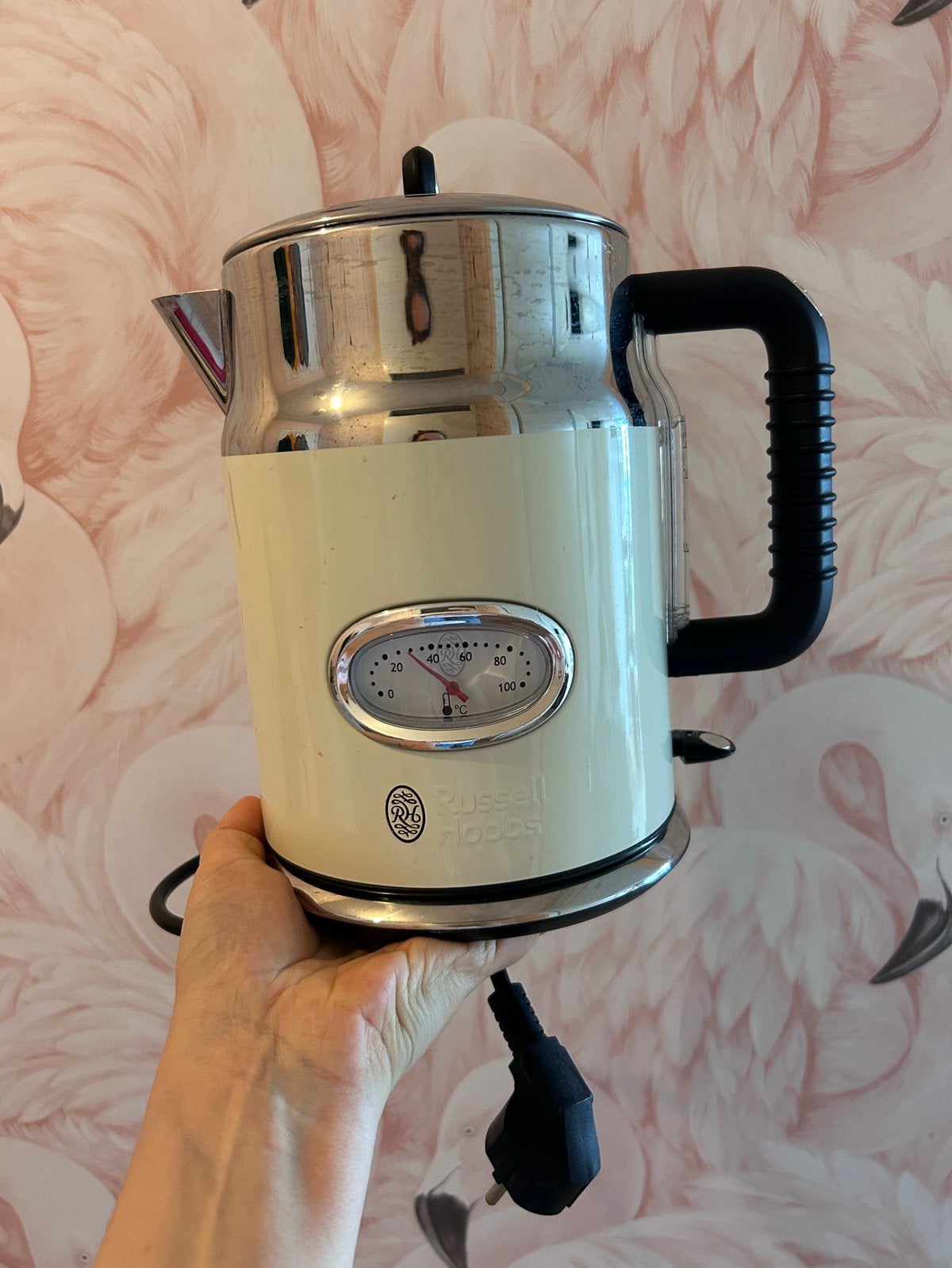 Russel Hobbs retro waterkoker creme/ecru, 1 tot 2 liter, Ophalen of Verzenden, Gebruikt, Rvs
