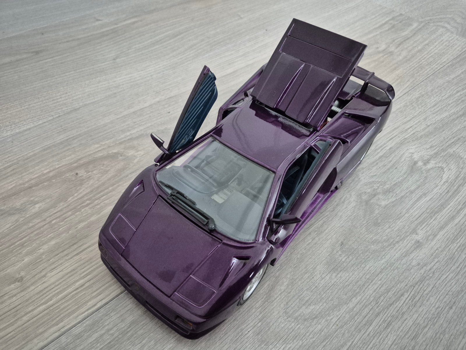 Maisto Lamborghini Diablo 1:18 Modelauto Paars, Gebruikt, Auto, 1:32 tot 1:50, Ophalen