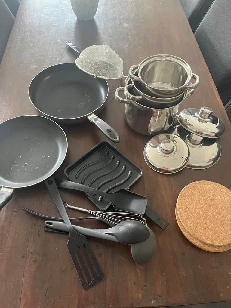Camping panenset en toebehoren, Ophalen, Gebruikt