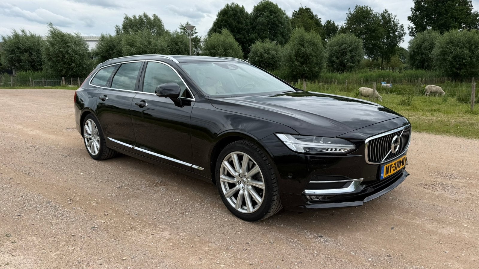 Volvo V90 T5 Instricption | 2.0 254pk | pano | winterwielen, Auto's, Volvo, Zwart, Leder, Stationwagon, Particulier