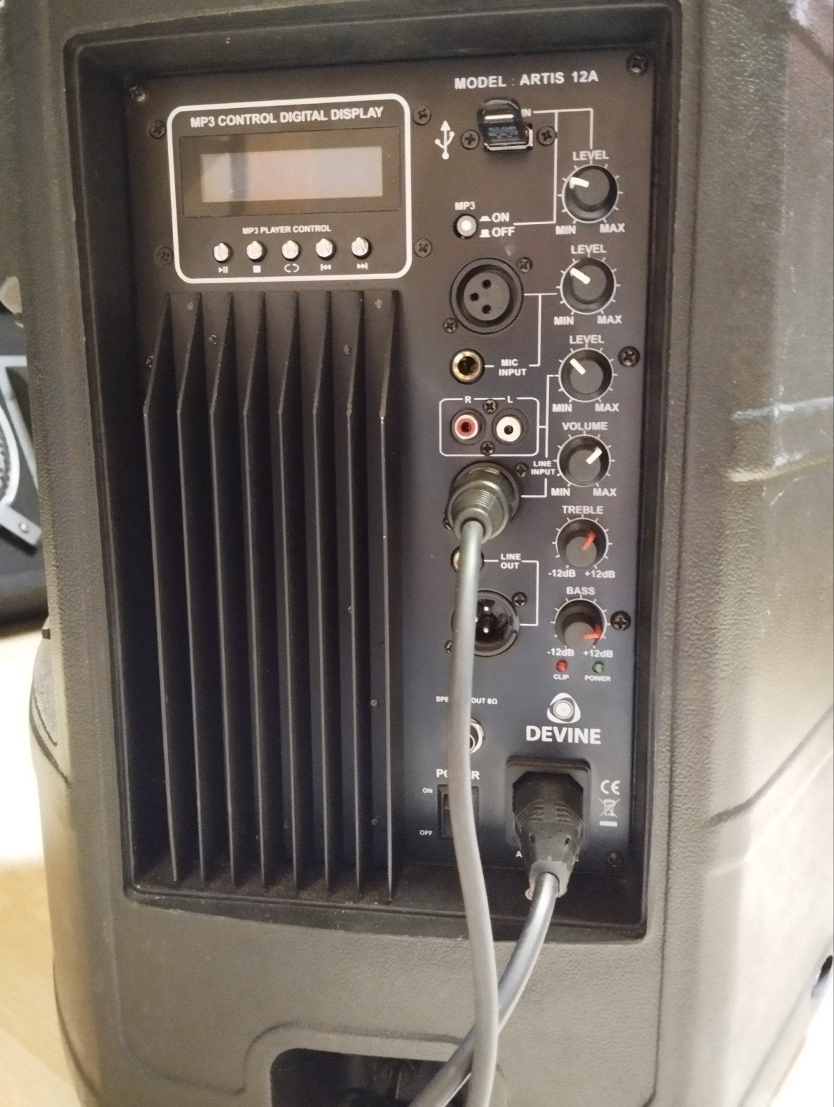 Devine 12A Actieve Luidspreker MP3-speler, Ophalen of Verzenden