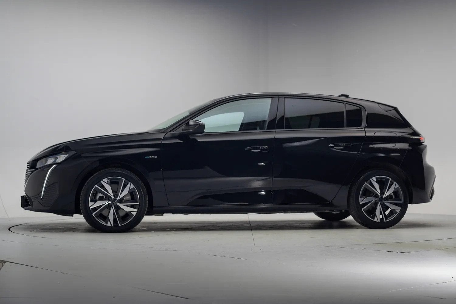 Peugeot 308 1.6 Plug-in Hybrid 180 Allure [ SOH 96,7% Navi A, Auto's, Automaat, Gebruikt, 1578 kg, 4 cilinders