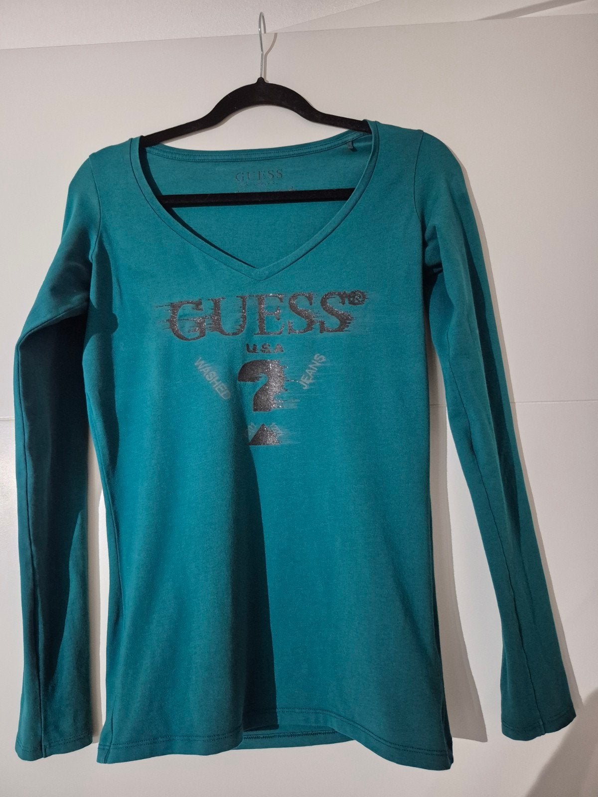 Guess longsleeve met V-hals en logo, maat M, Kleding | Dames, Maat 38/40 (M), Guess, Ophalen of Verzenden, Lange mouw