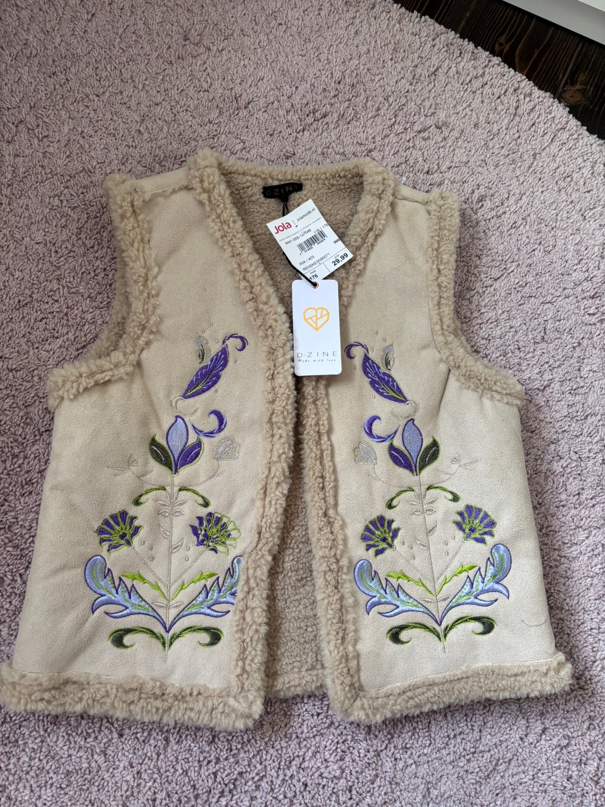 Dzine Jola teddy bodywarmer paars geborduurde bloemen mt 176, Ophalen of Verzenden, Nieuw, Meisje, Trui of Vest