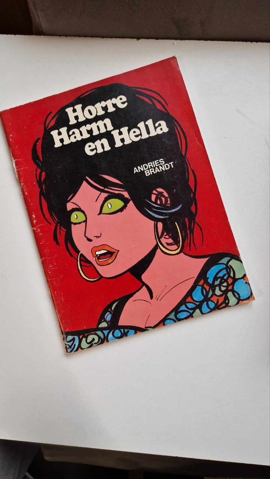 Horre Harm en Hella - Andries Brandt (1974), Ophalen of Verzenden, Gelezen, Andries Brandt, Nederland