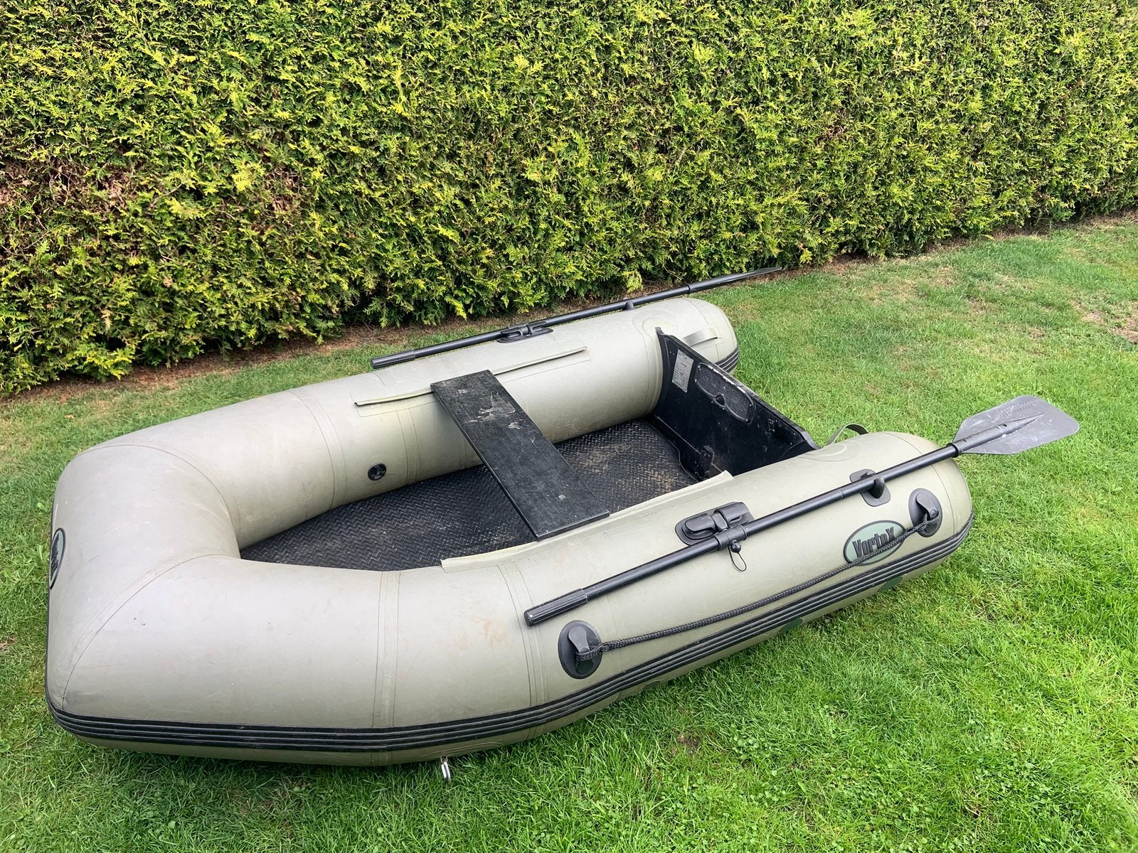 Vortex 230 lightweight Karperboot, Watersport en Boten, Ophalen