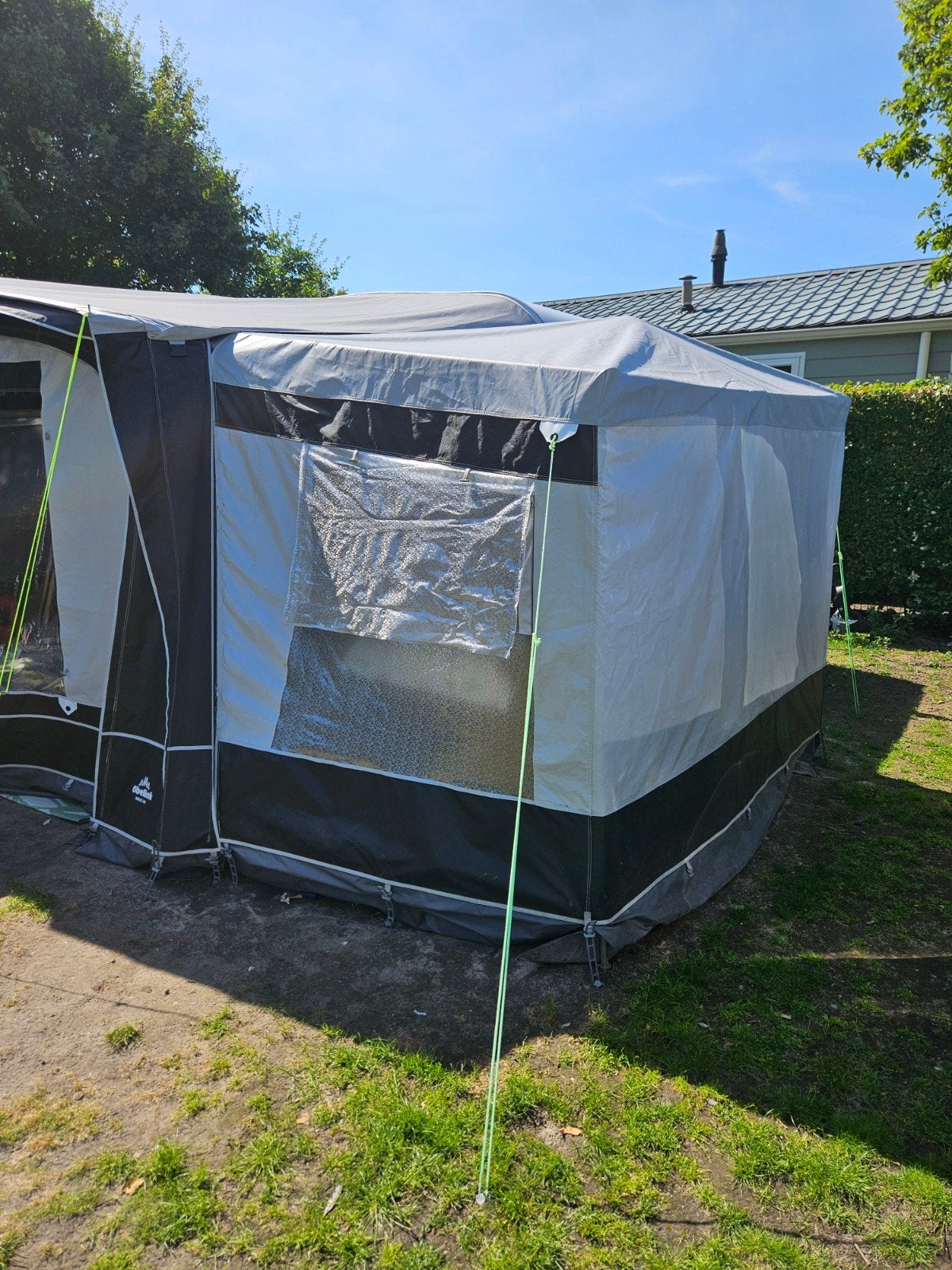 Obelink Soleil 240 Voortent met erker en extra zijwand, Ophalen
