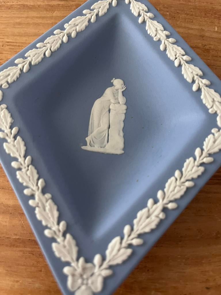 Wedgwood Jasperware, Antiek en Kunst, Antiek | Keramiek en Aardewerk, Ophalen of Verzenden