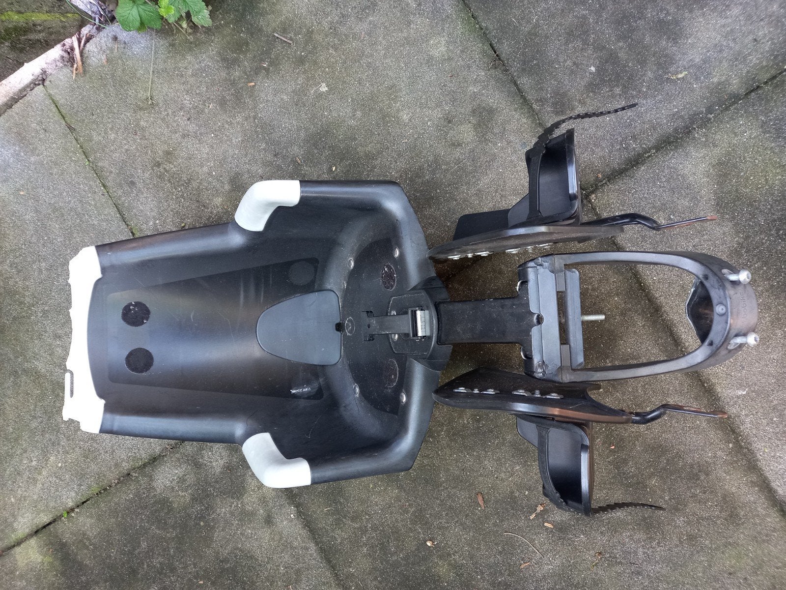 Kapot fietsstoeltje (oud ijzer?), Ophalen, Gebruikt, Overige typen, Overige merken