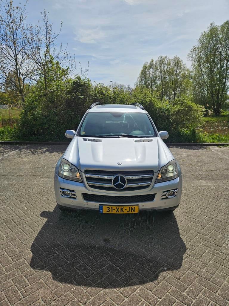 Mercedes-Benz GL 4.0 CDI Gl420 4MATIC AUT 2007 Grijs, Auto's, Automaat, GL, Leder, Diesel