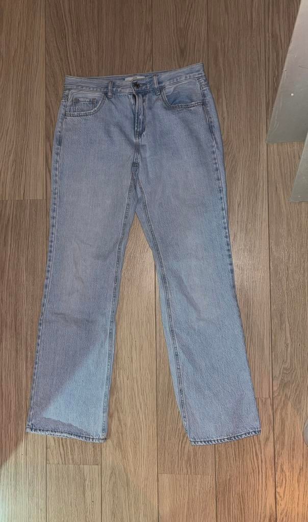 Spijkerbroek van stradivarius, Ophalen of Verzenden, Zo goed als nieuw, Blauw
