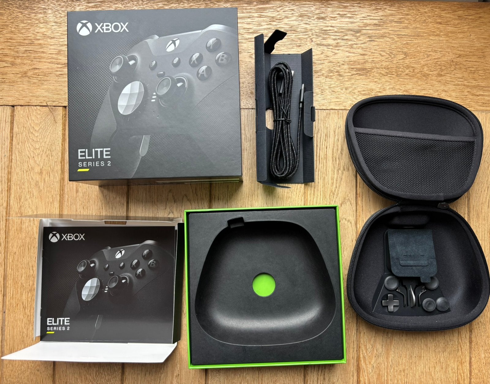 Xbox elite series 2 controller doos + case met accessoires, Ophalen of Verzenden, Nieuw