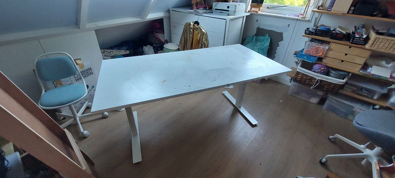 IKEA Trotten Zit-sta Bureau Handmatig 180x60 TEAB, Ophalen, Zit-sta bureau, Gebruikt, In hoogte verstelbaar
