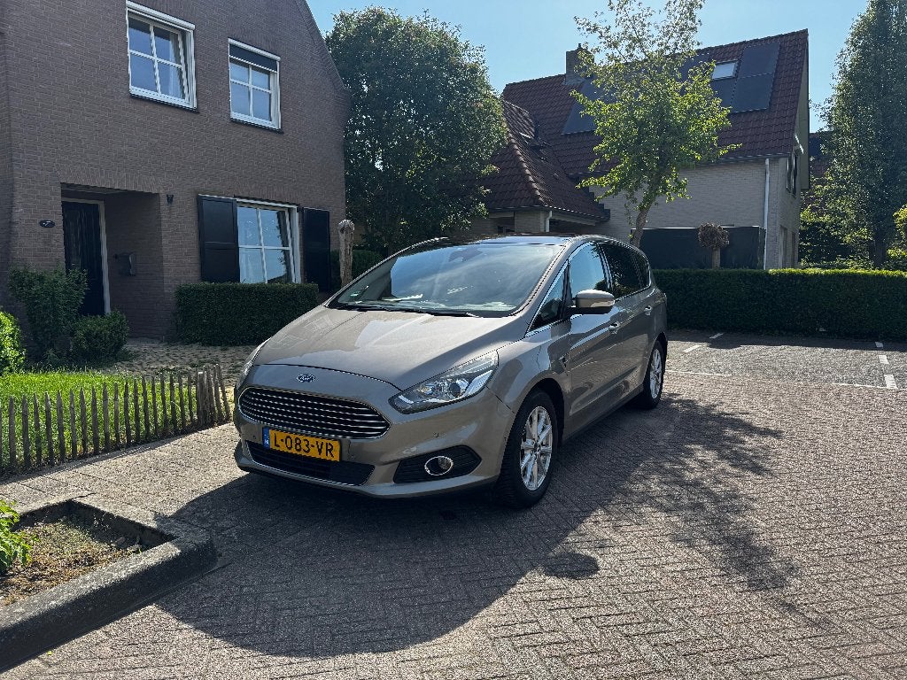 Ford S-Max 2.0 Tdci 110KW 2016 Grijs, Auto's, Voorwielaandrijving, Zwart, 4 cilinders, 7 stoelen