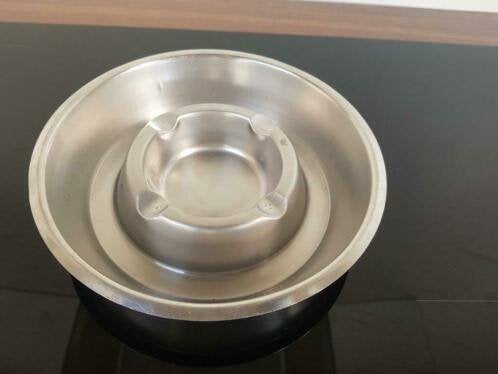 RVS asbak, doorsnee 16.5 cm, Ophalen of Verzenden, Zo goed als nieuw, Asbak