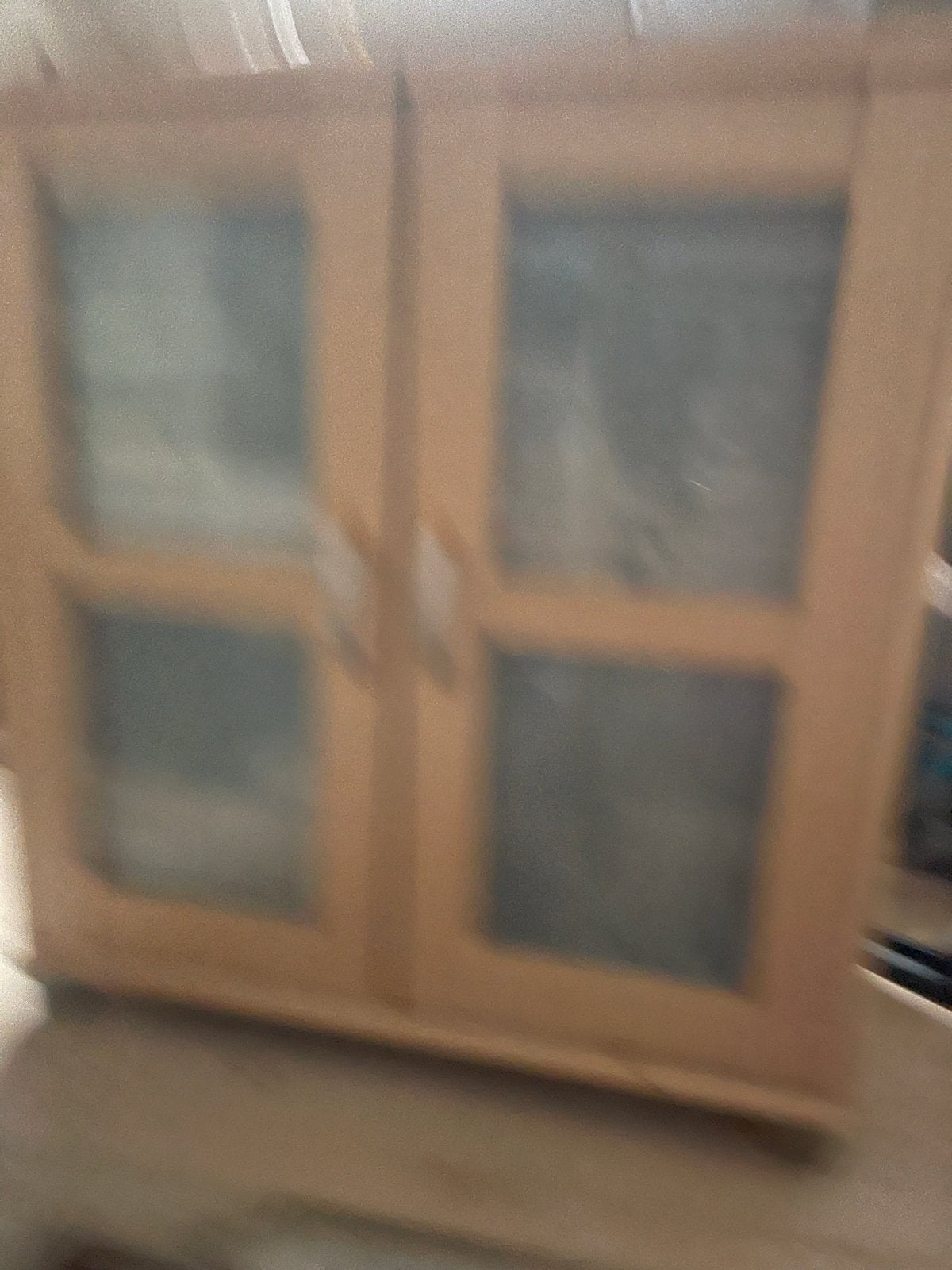 Houten kastje met glazen deuren, Ophalen, Gebruikt