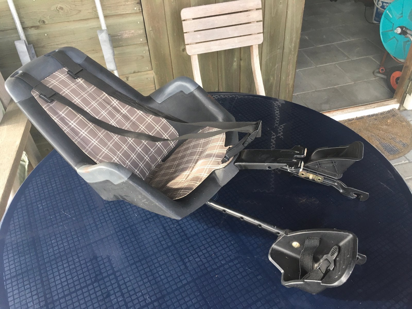 Bobike fietszitje, Ophalen, Zo goed als nieuw, Voetsteuntjes