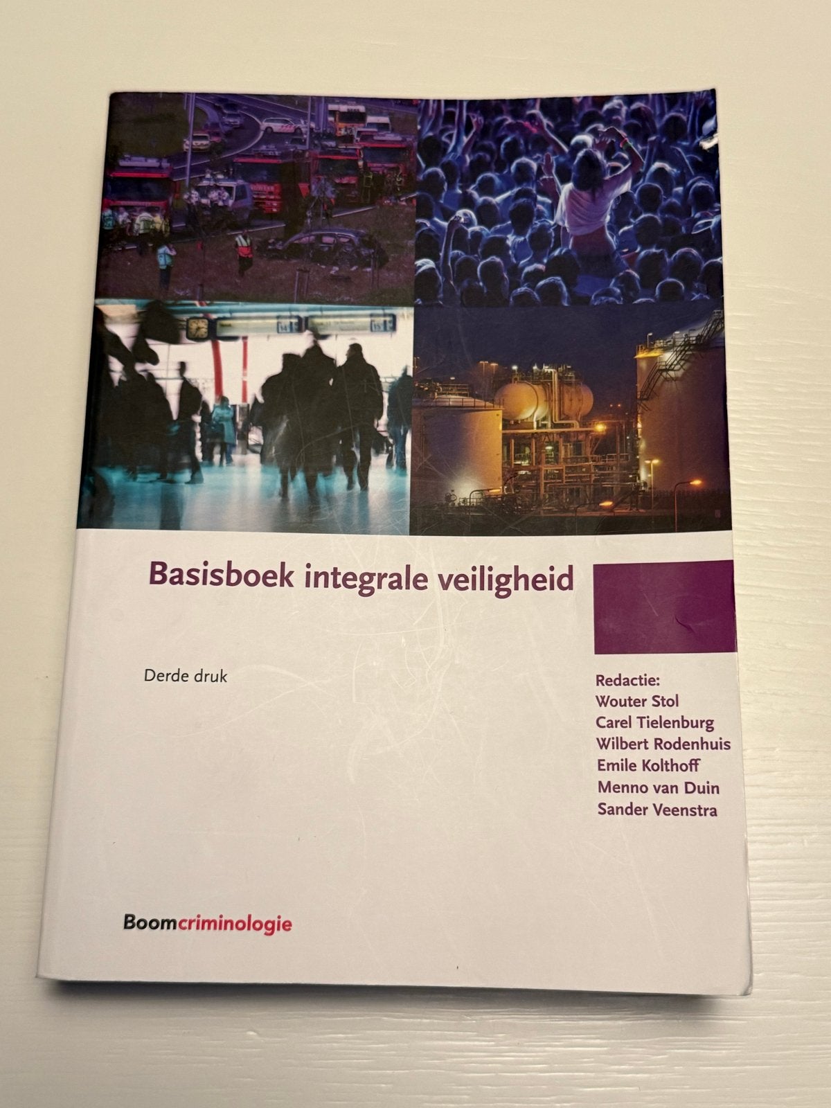 Basisboek Integrale Veiligheid - Derde Druk, Boeken, Studieboeken en Cursussen, Ophalen of Verzenden, Gamma, Gelezen, HBO