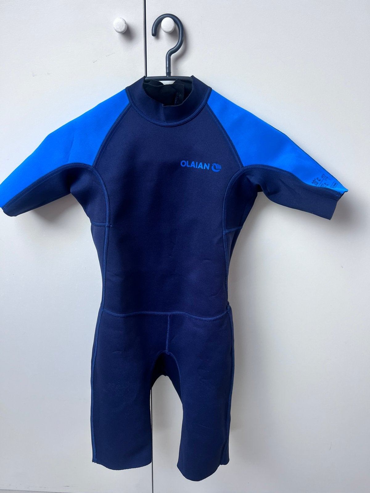 OLAIAN kinderwetsuit shorty 1,5 mm – maat 8-10, Ophalen of Verzenden, Zo goed als nieuw, Kind, Wetsuit