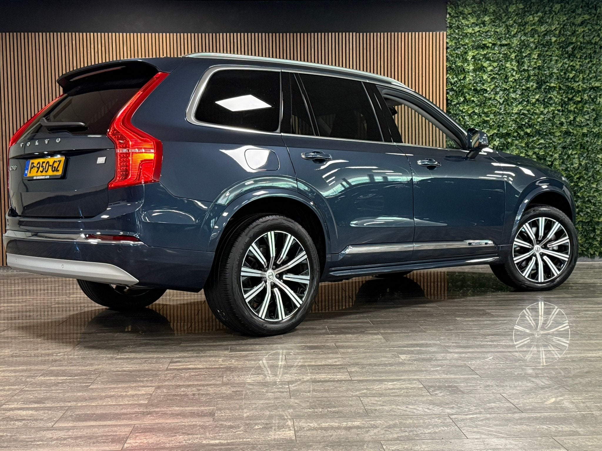 Volvo XC90 T8 AWD Recharge Inscription Long Range, 12 maanden, Gebruikt, 4 cilinders, Blauw
