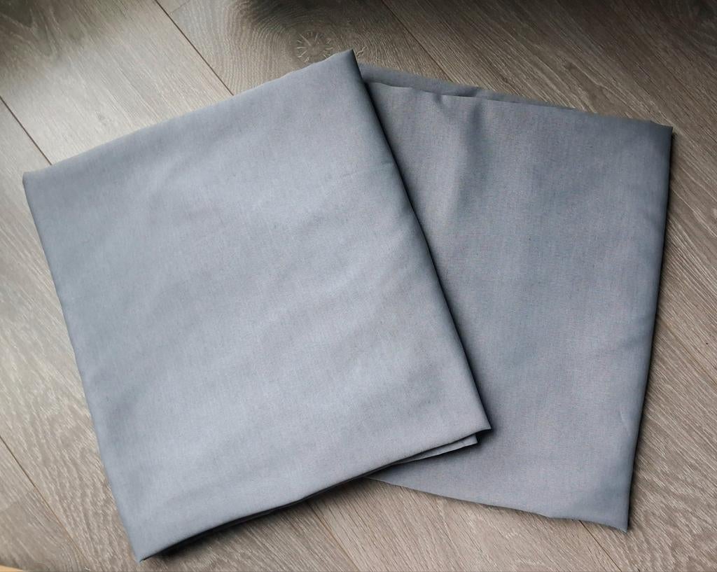 Twee grijze vitrage gordijnen van IKEA (145x263 cm), Huis en Inrichting, Ophalen of Verzenden