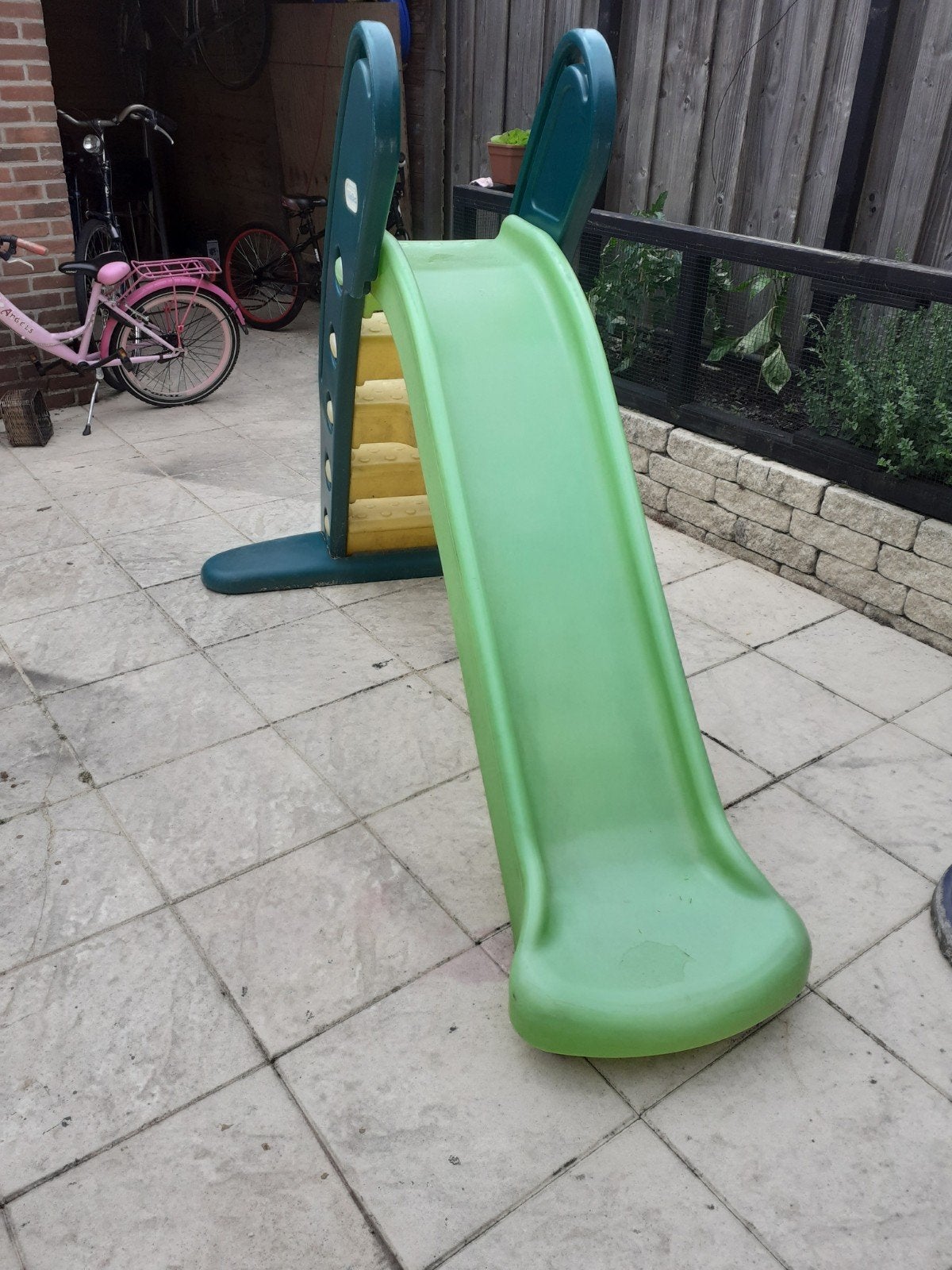 Glijbaan little tikes, Kinderen en Baby's, Speelgoed | Buiten | Speeltoestellen, Ophalen, Gebruikt, Glijbaan