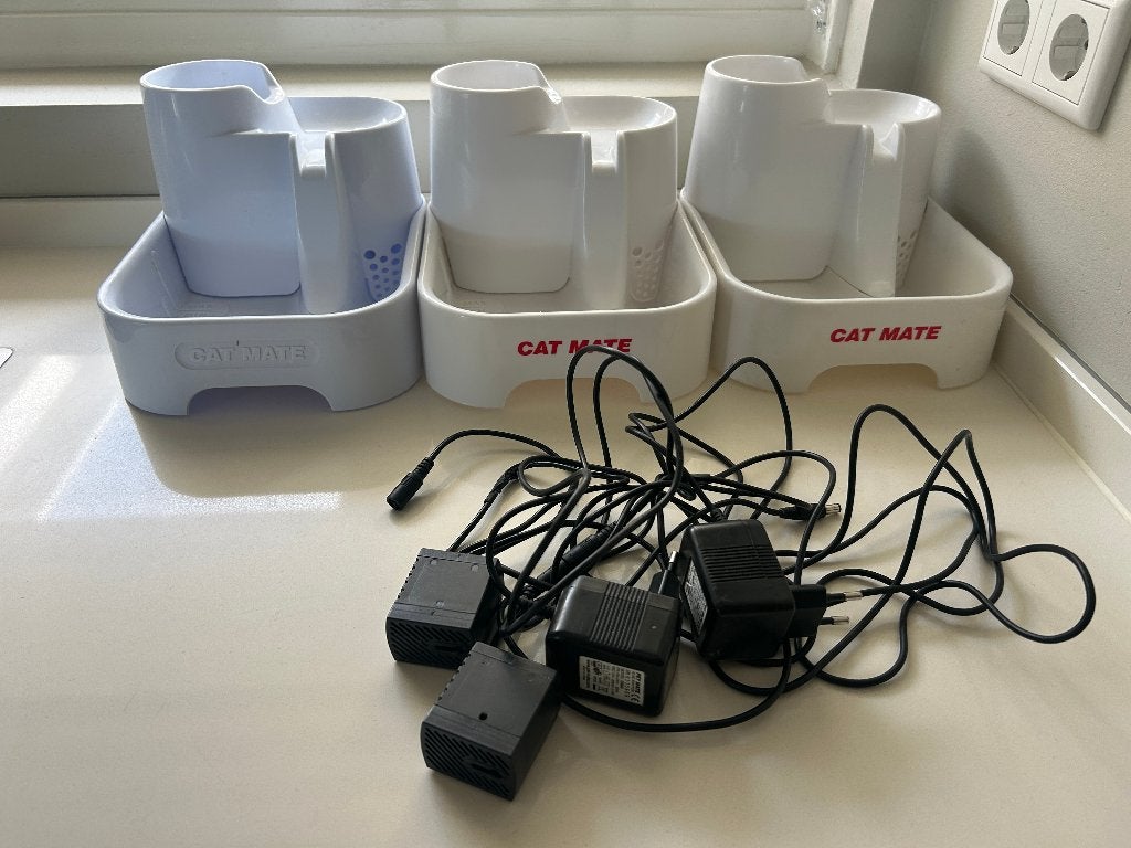 Pet Mate / Cat Mate drinkfontein voor katten en honden, Ophalen of Verzenden, Automatisch, Gebruikt